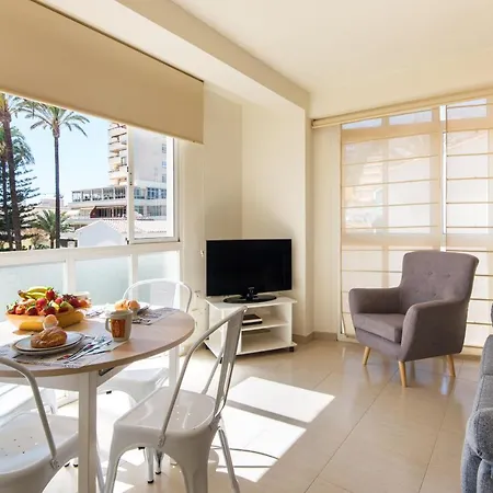 Aloha Torres Carihuela Апартаменти *