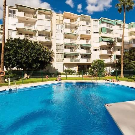 Aloha Torres Carihuela Апартаменти *