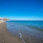 Апартаменти Aloha Torres Carihuela *
