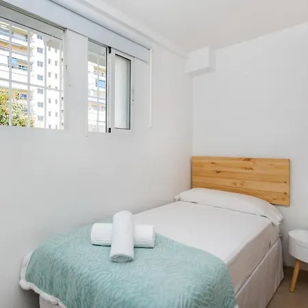 Aloha Torres Carihuela Torremolinos