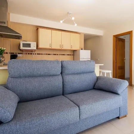 Aloha Torres Carihuela *