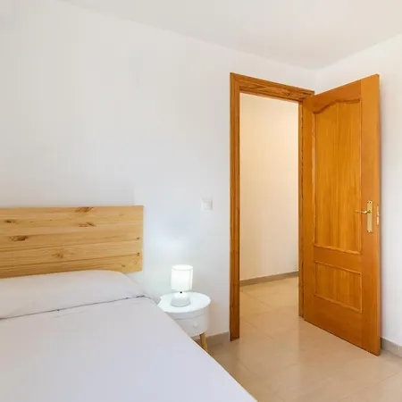 Aloha Torres Carihuela *